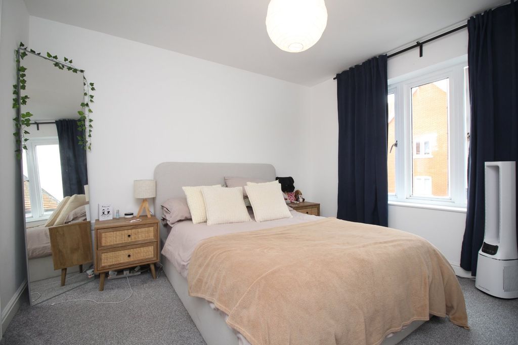 Additional image 4 of 2 bed flat to rentTannery Way North, Canterbury, Kent CT1