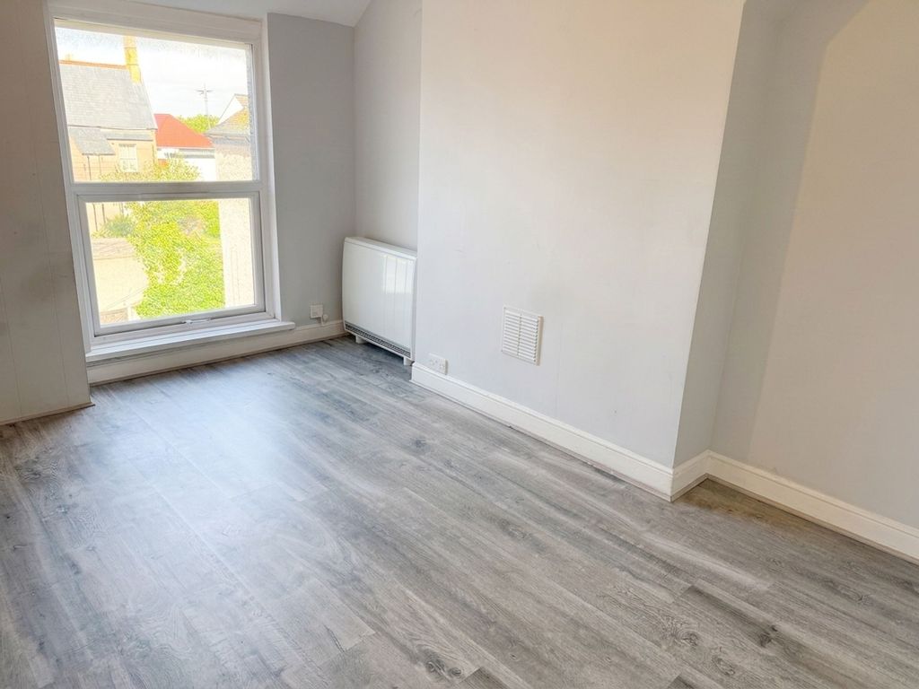 Additional image 2 of 2 bed flat to rentChurch Street, Rhyl LL18