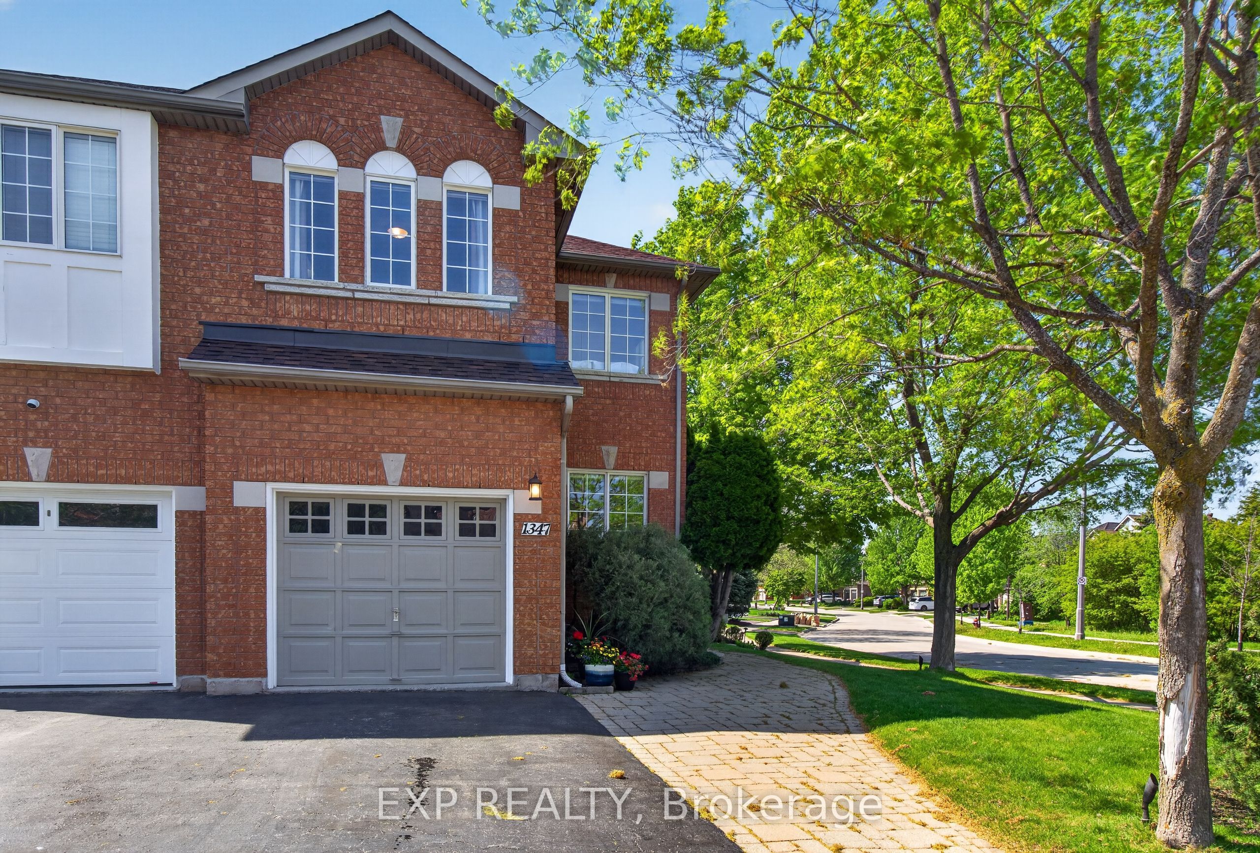 Additional image 2 of 1347 Brookstar Drive, Oakville, ON, L6M 3W1
