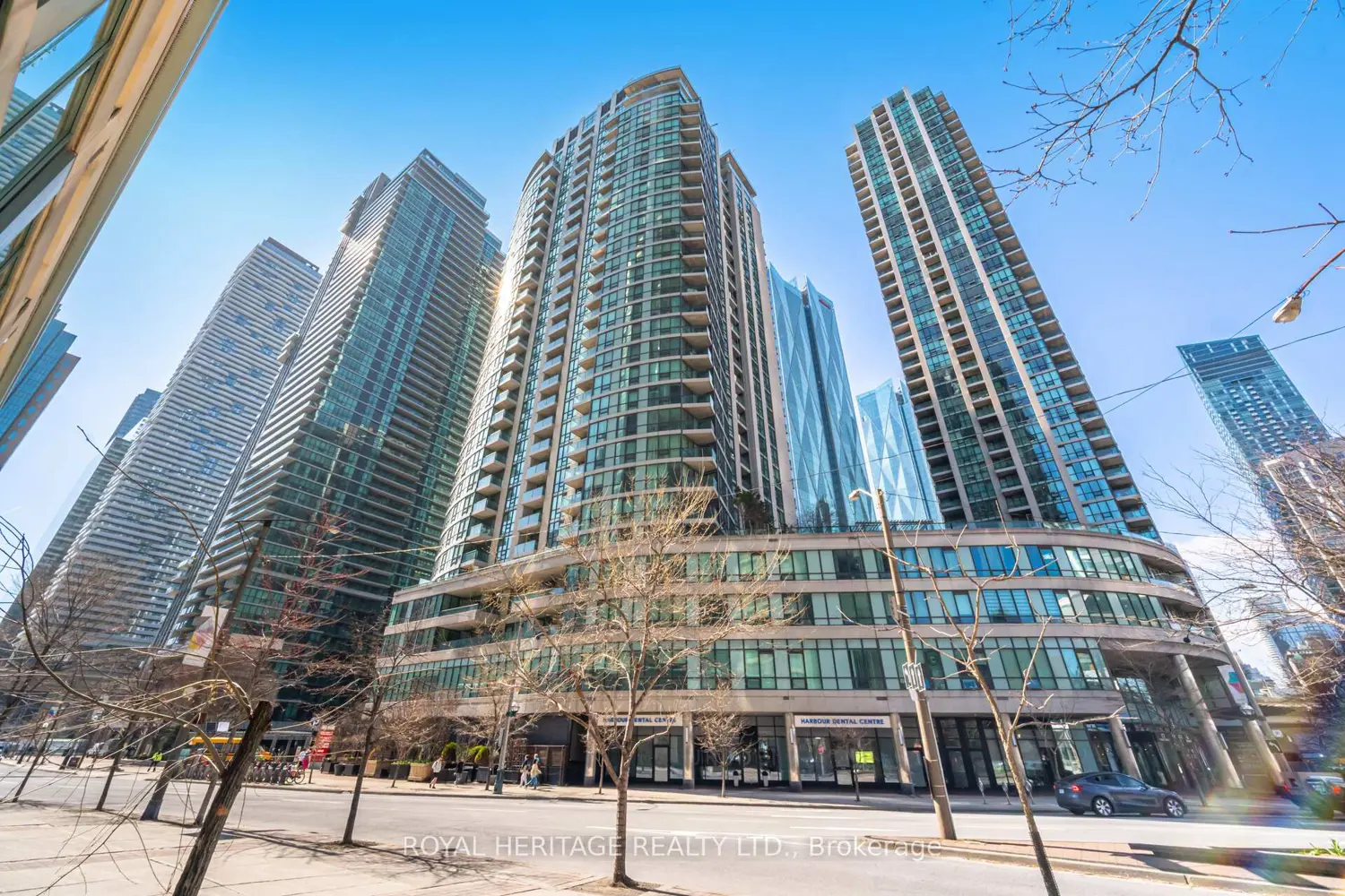 Additional image 18 of 12 Yonge Street 611