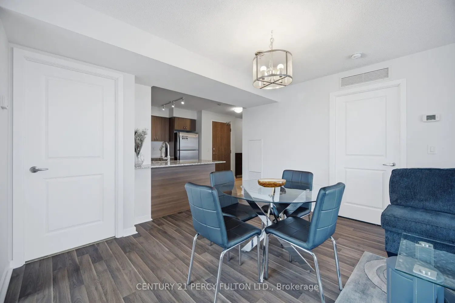 Additional image 4 of 1235 Bayly Street 702