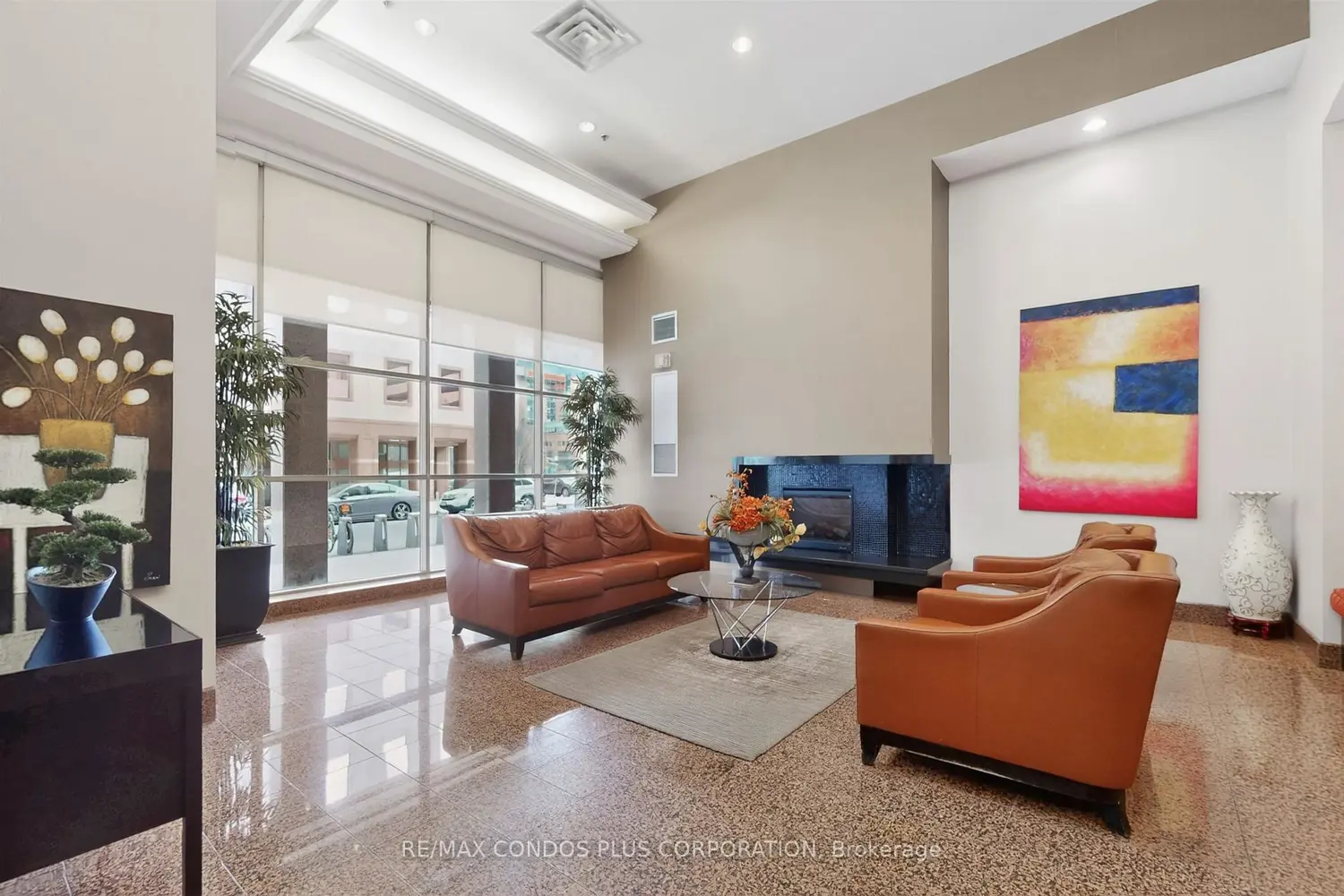 Additional image 18 of 736 Bay Street 1601