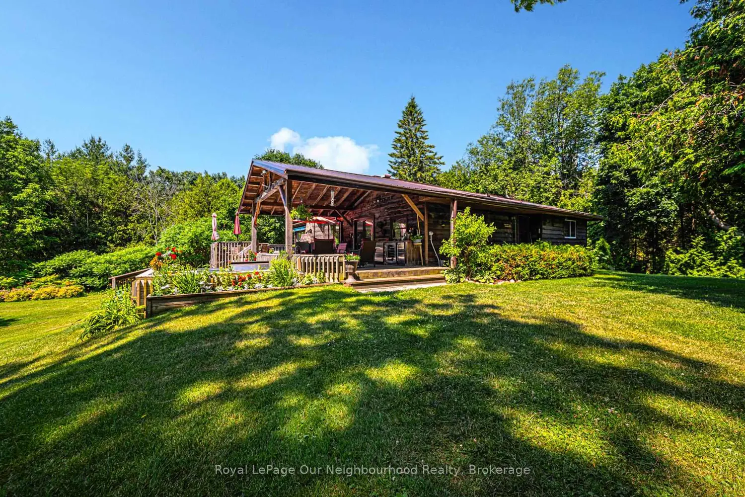 554 Clouston Road photo 3