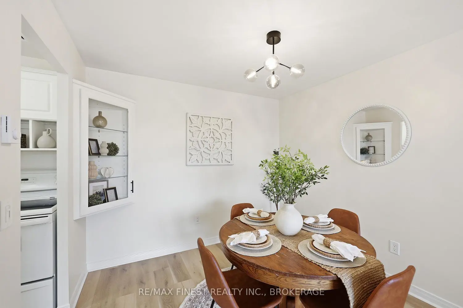 Additional image 8 of 334 Queen Mary Road 407