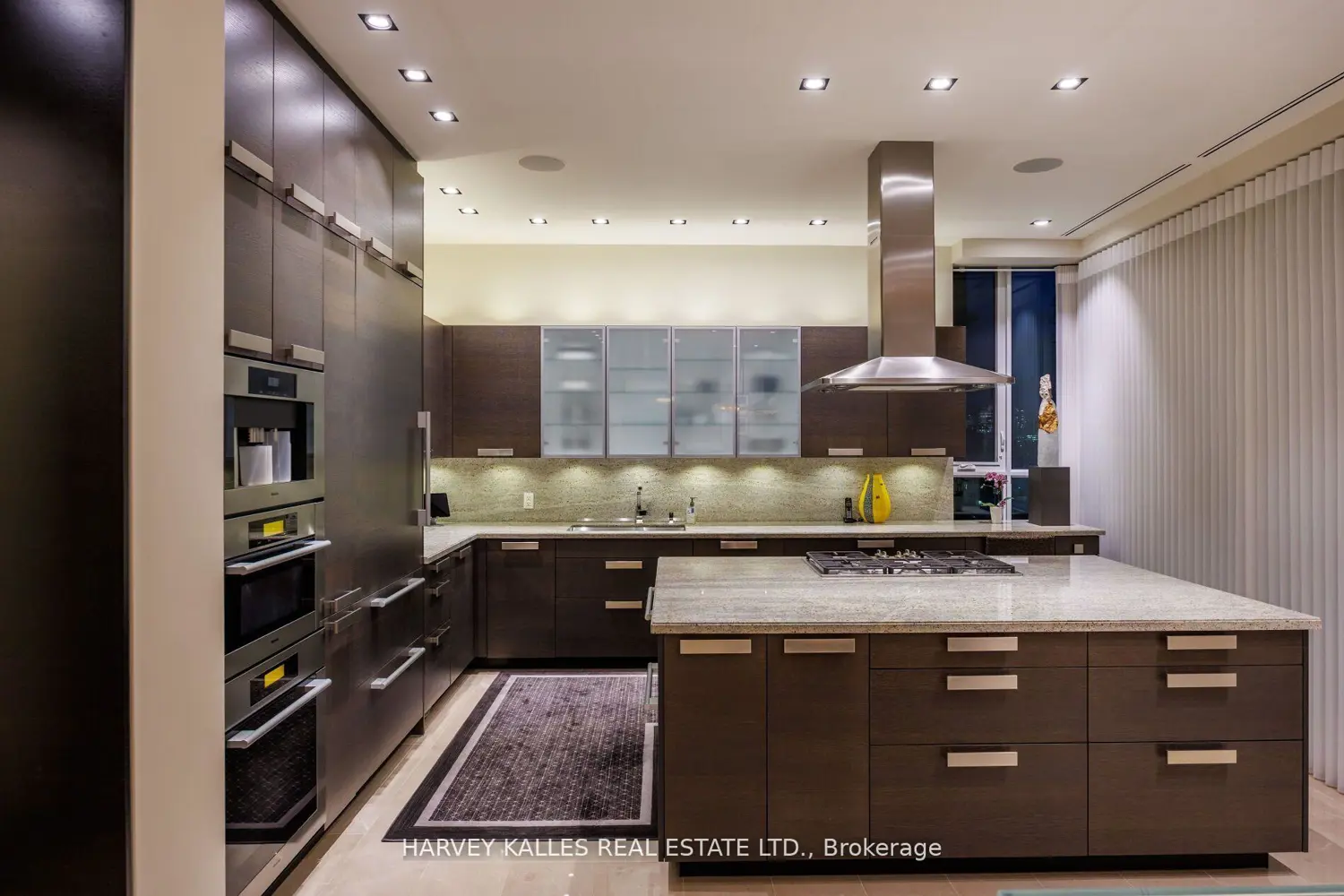 Additional image 11 of 206 Bloor Street 1501