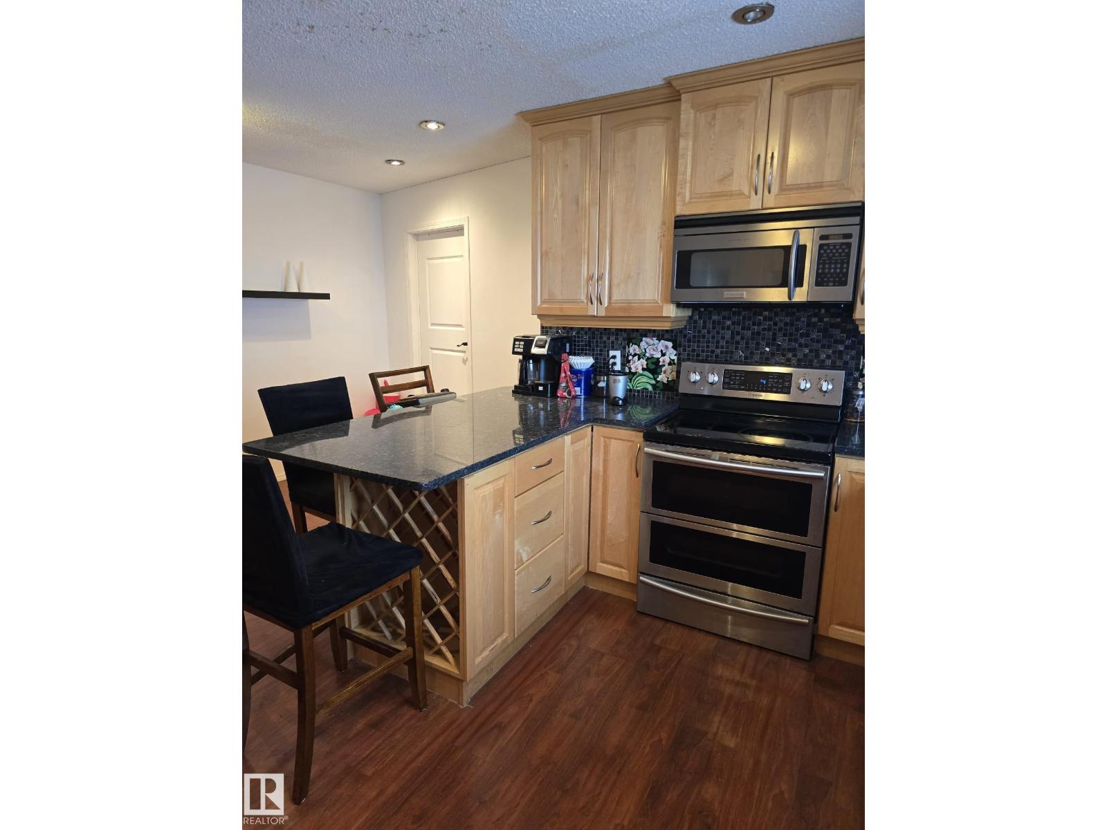 Additional image 2 of 11927 85 Street NW, Edmonton, AB, T5B3G2