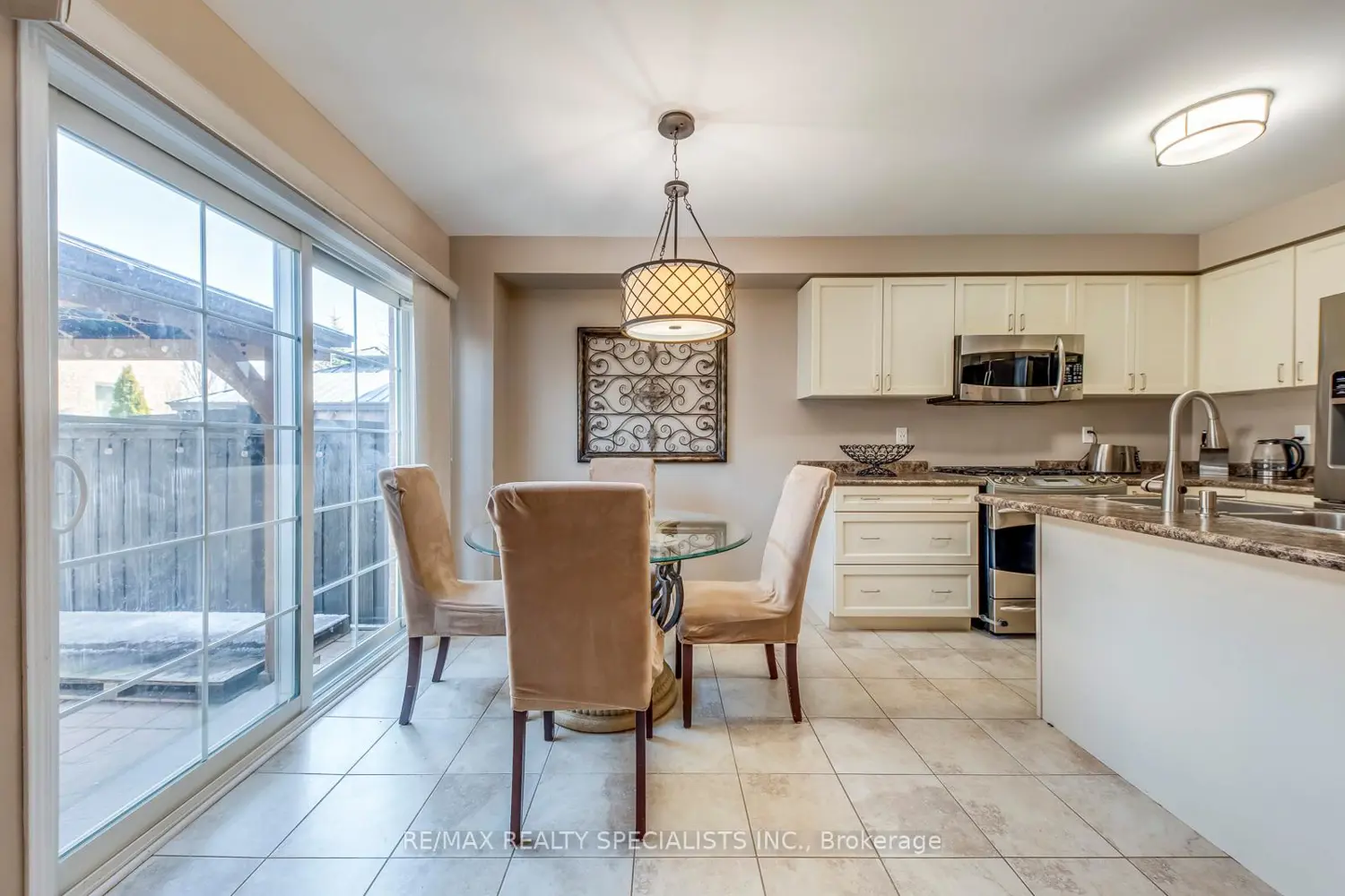 Additional image 11 of 71 Summerside Avenue