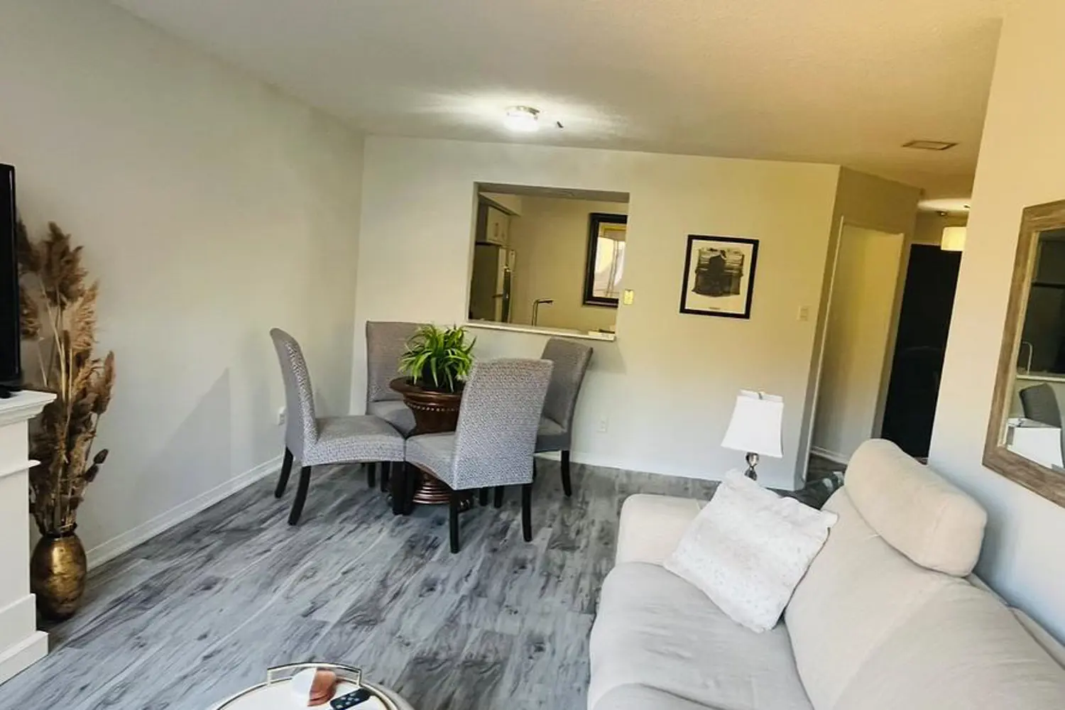 Additional image 13 of 8111 Forest Glen Drive 504