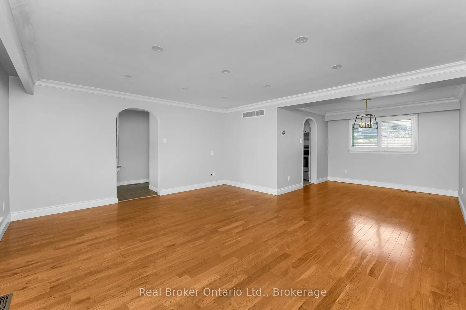 Additional image 8 of 2344 Devon Road