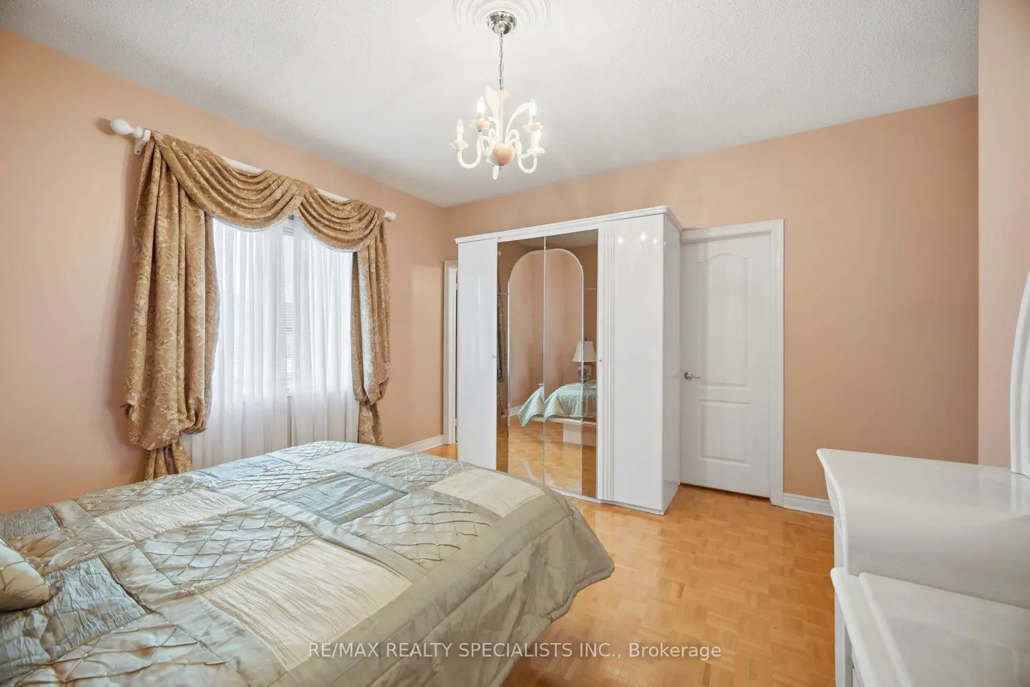 Additional image 16 of 223 Sonoma Boulevard