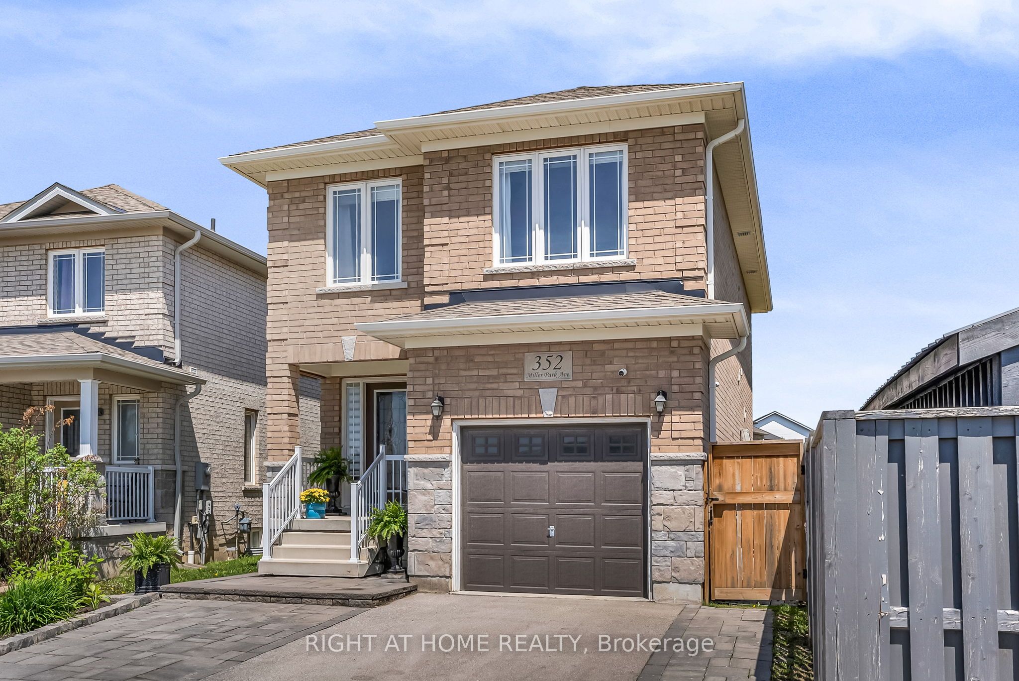 Additional image 2 of 352 Miller Park Avenue, Bradford West Gwillimbury, ON, L3Z 4H5
