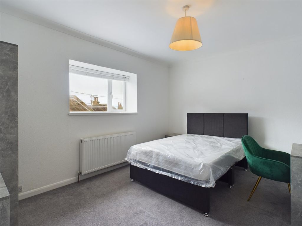 Additional image 5 of 7 bed shared accommodation to rentAlbion Hill, Brighton BN2