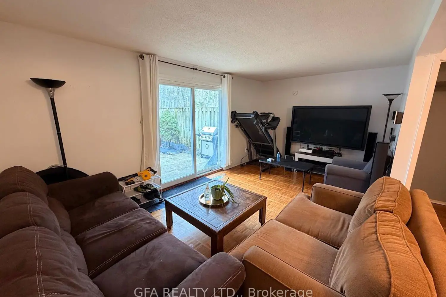 383 Edinburgh Road 38 photo 3