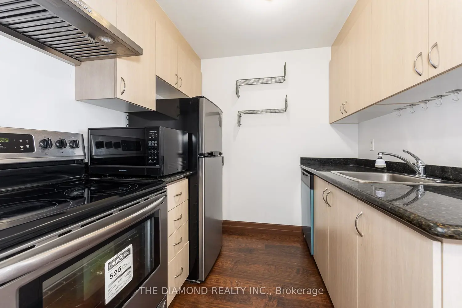 Additional image 4 of 15 Maplewood Avenue Ph 5