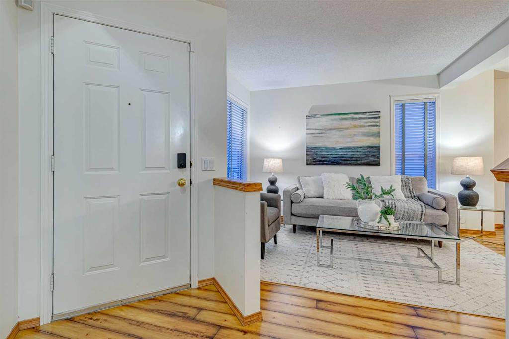 Additional image 3 of 268 Mt Brewster Circle SE, Calgary, AB, t2z3j2