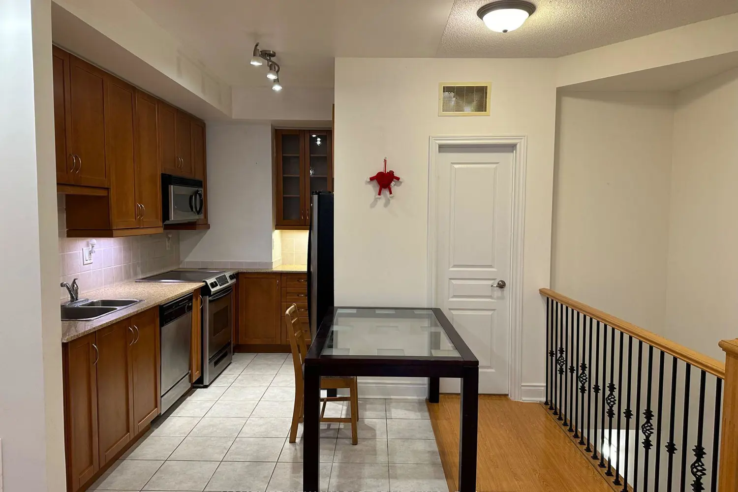 Additional image 5 of 420 Kenneth Avenue 1