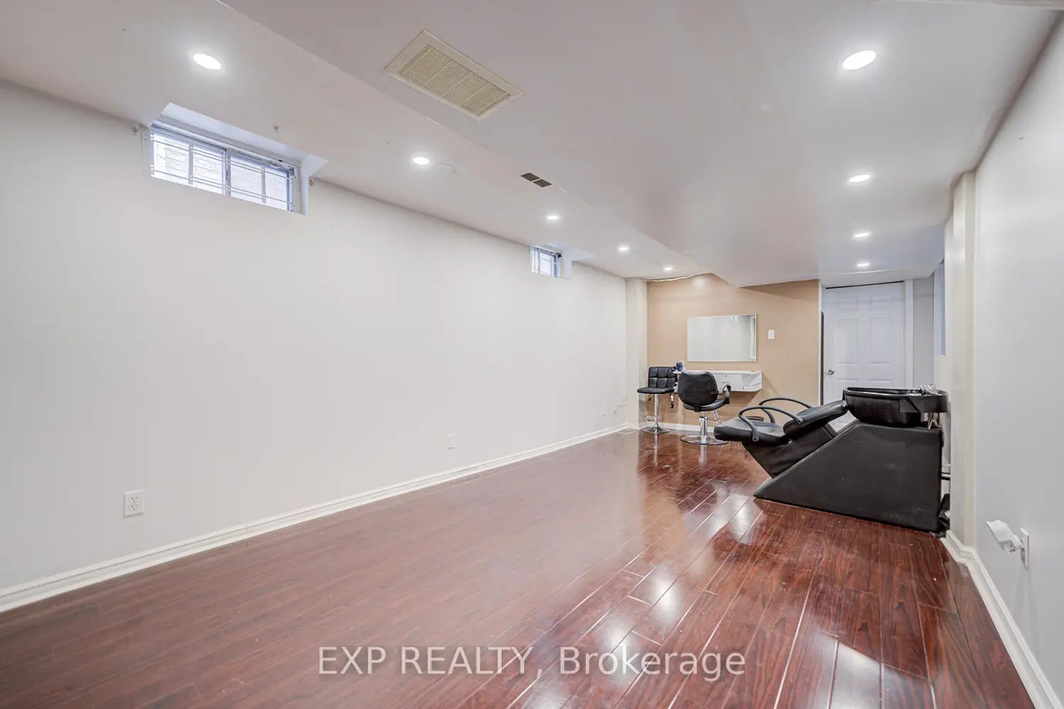 Additional image 13 of 211 Sophia Road