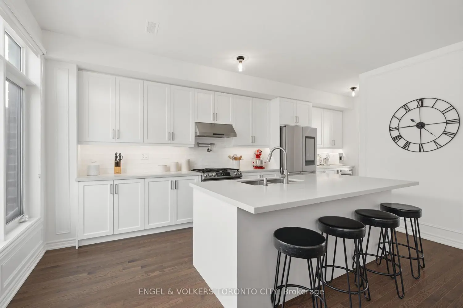 Additional image 6 of 43 Holyrood Crescent