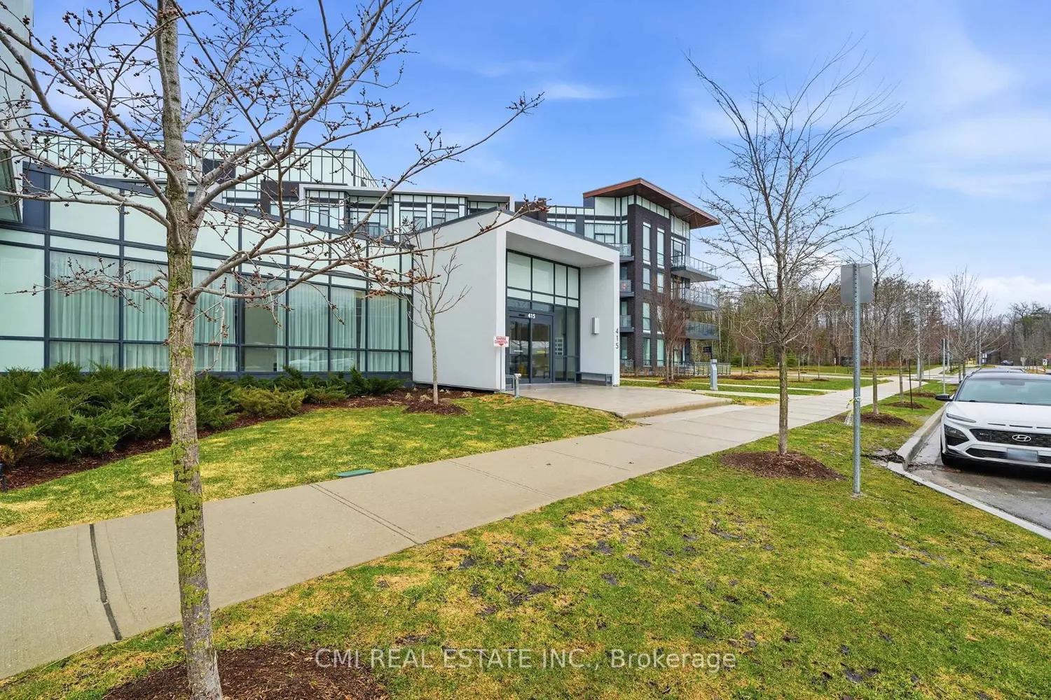 Additional image 19 of 415 Sea Ray Avenue 106