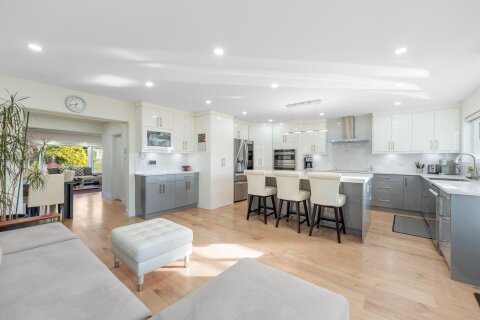 Additional image 7 of 8649 11th Avenue, Burnaby, BC, V3N 2P9