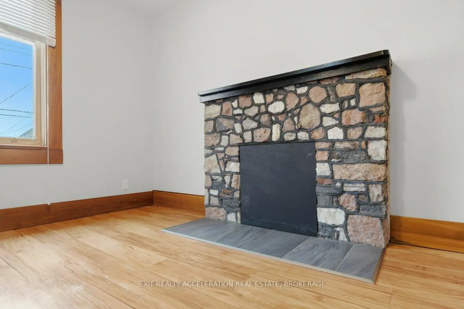 Additional image 6 of 236 East Street