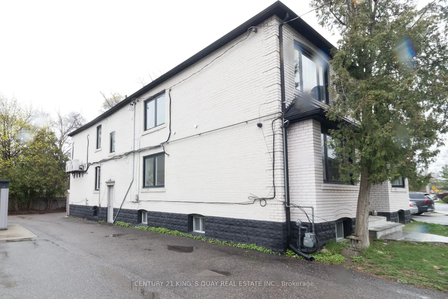 Additional image 16 of 301 Cleveland Street