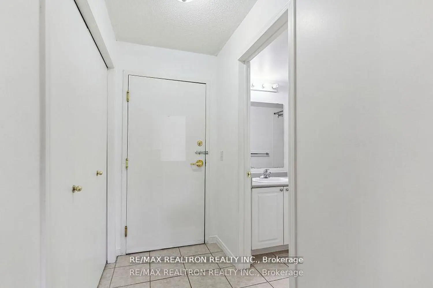 Additional image 4 of 684 Warden Avenue 103