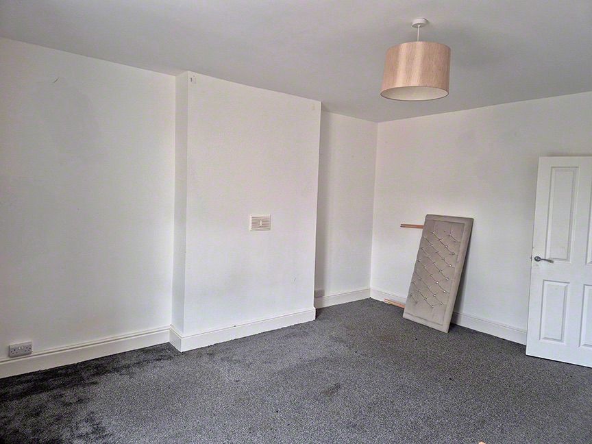 Additional image 6 of 3 bed flat to rentA Pool Street, Caernarfon LL55