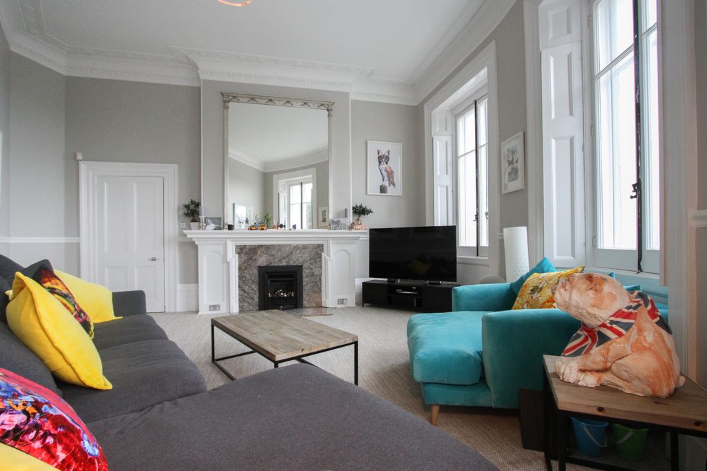 Additional image 14 of 2 bed flat to rentLewes Crescent, Brighton BN2