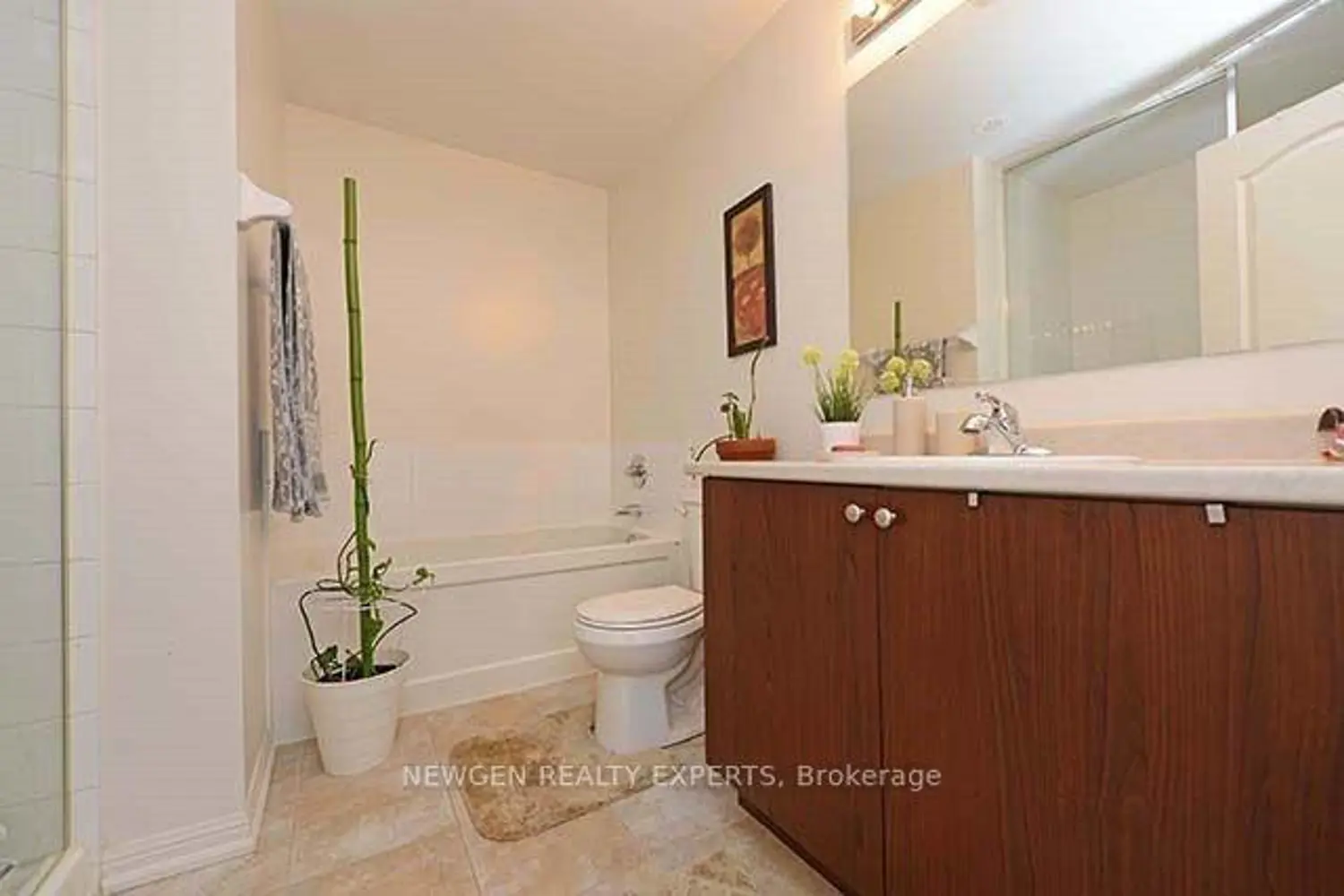 Additional image 11 of 3185 Boxford Crescent 16