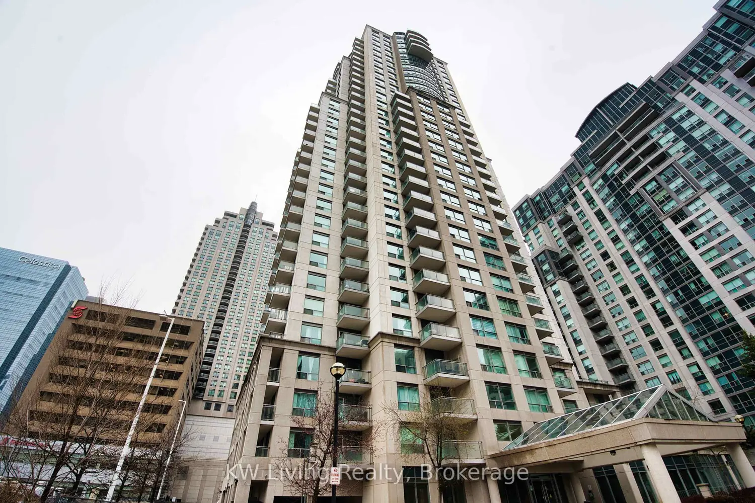 21 Hillcrest Avenue 2101