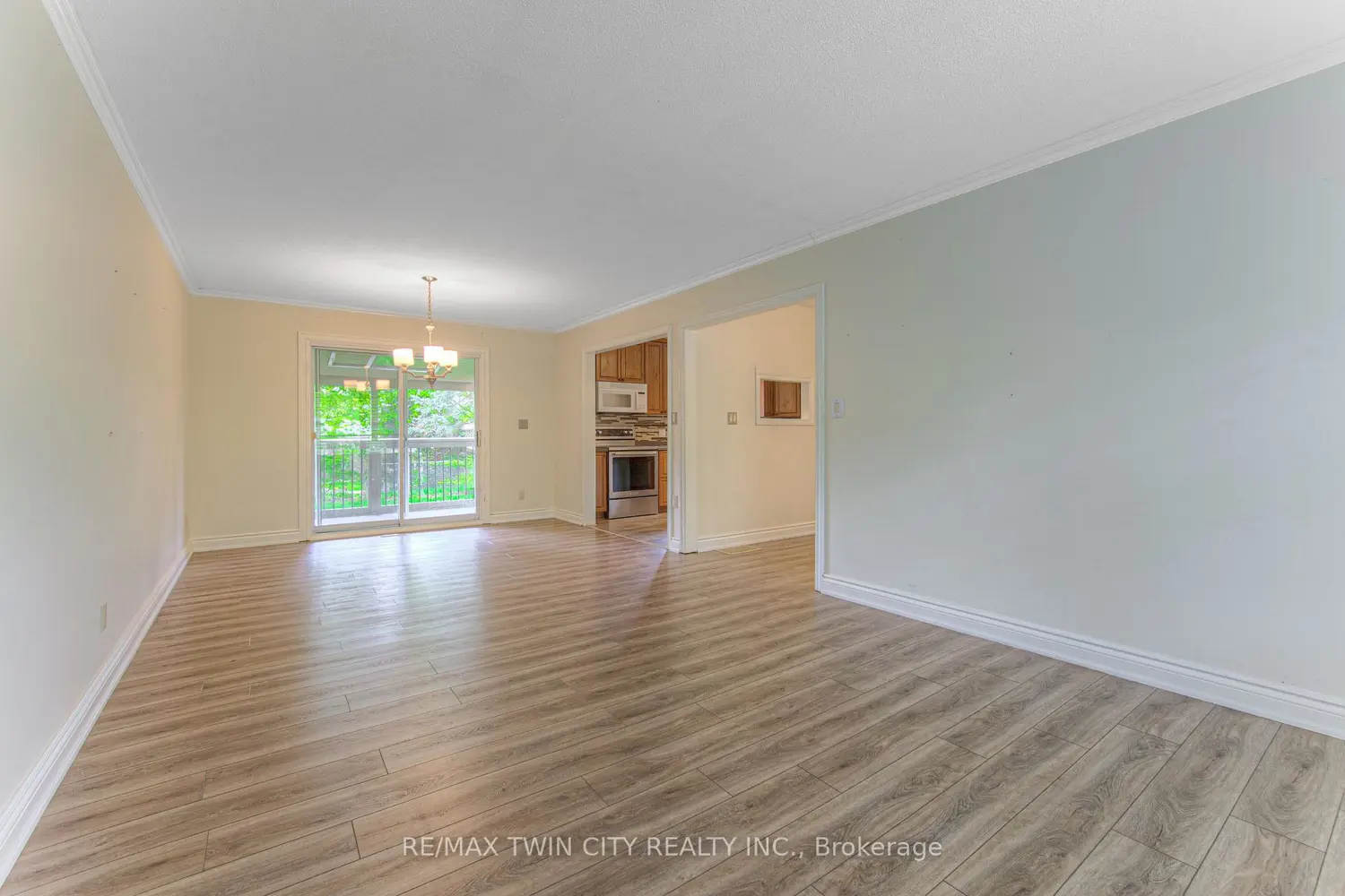 18 Gilston Parkway photo 5