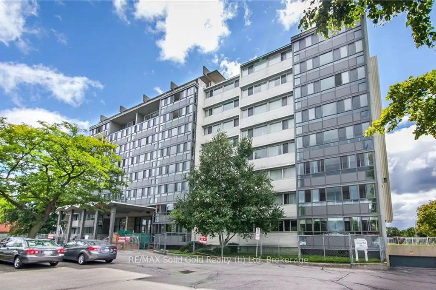 24 Midland Drive 604
