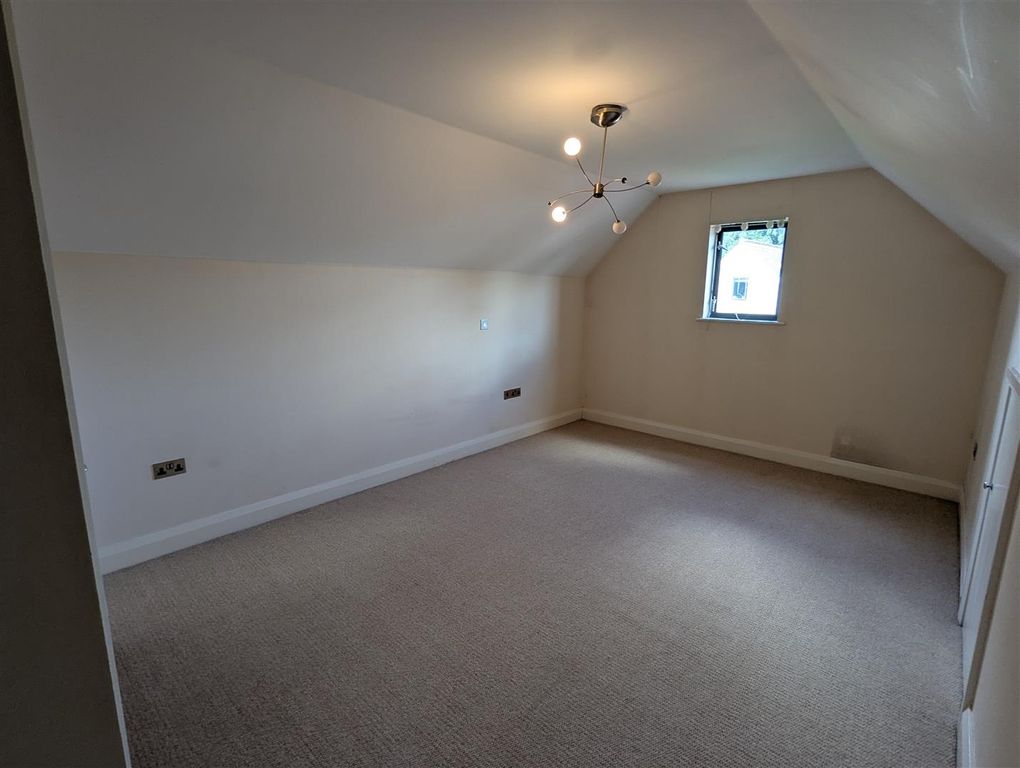 Additional image 9 of 4 bed terraced house to rentVictoria Court, Hereford HR4