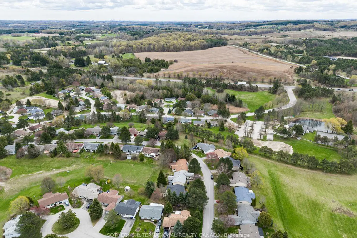 Additional image 17 of 101 Tecumseth Pines Drive
