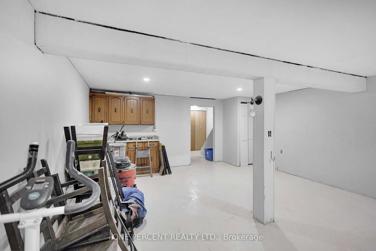 Additional image 12 of 32 Montclair Crescent