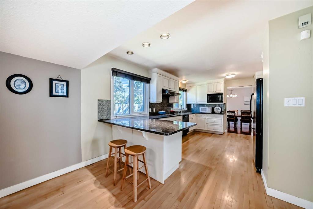 Additional image 5 of 1220 73 Avenue SW, Calgary, AB, T2V 0S1