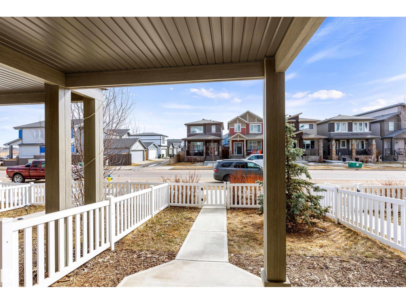 Additional image 3 of 19220 27 Avenue NW, Edmonton, AB, T6M1L1