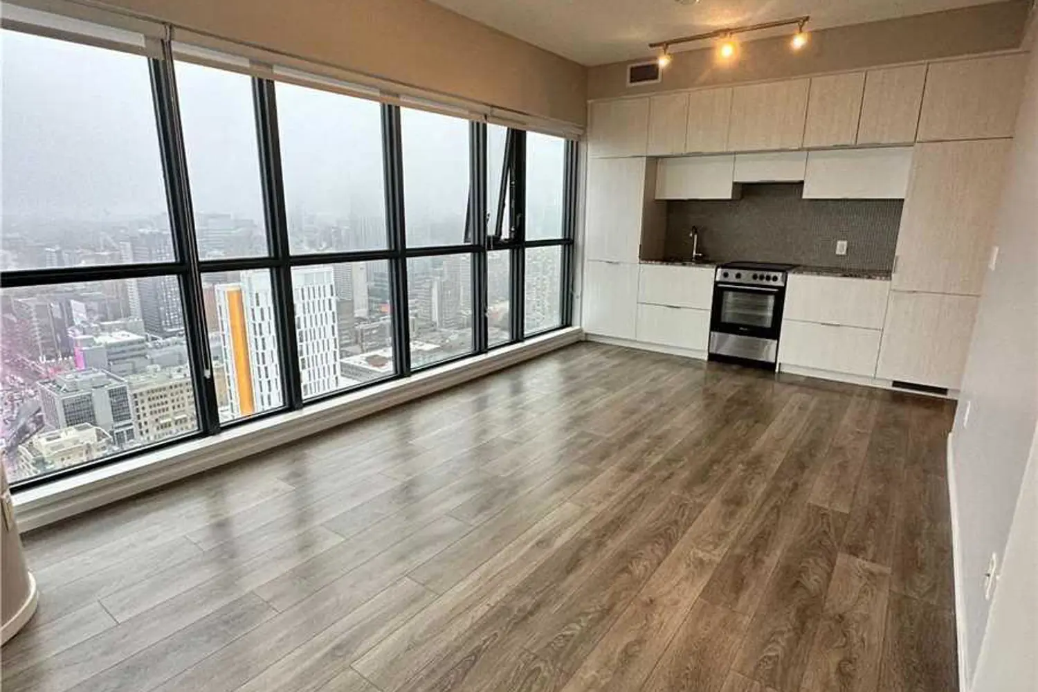 Additional image 12 of 159 Dundas Street 4201