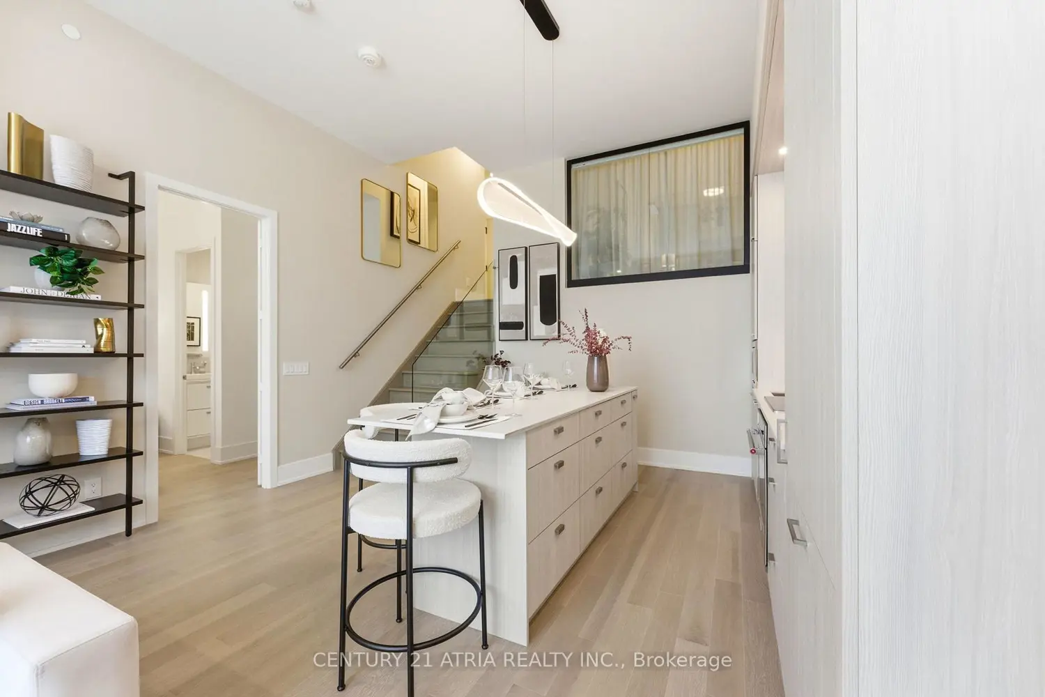 Additional image 5 of 115 Denison Avenue 315