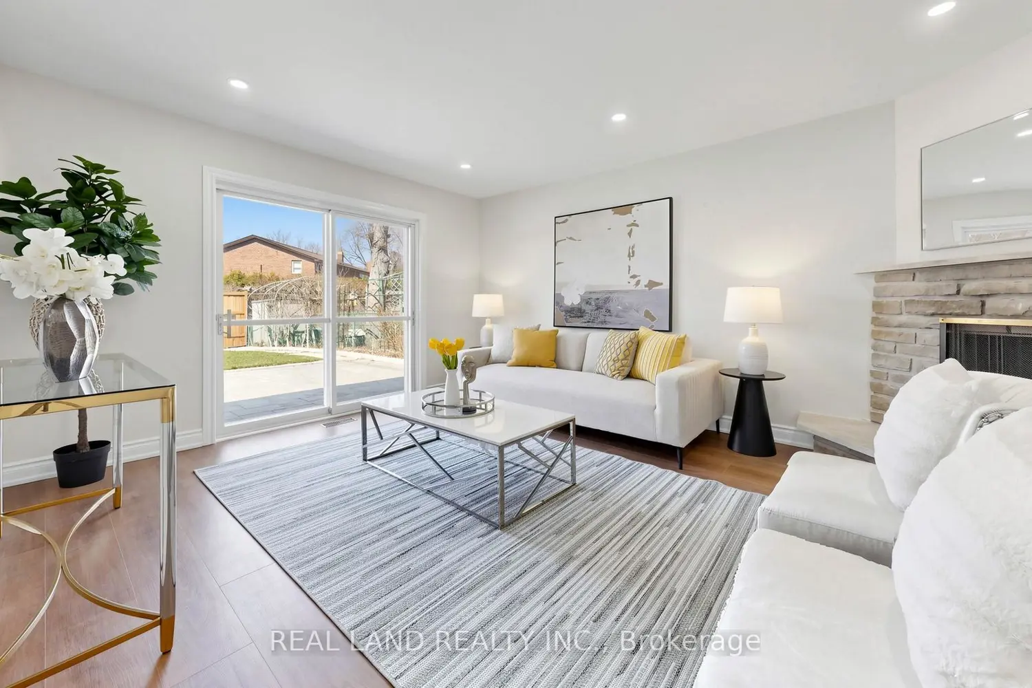 Additional image 5 of 54 Marblemount Crescent