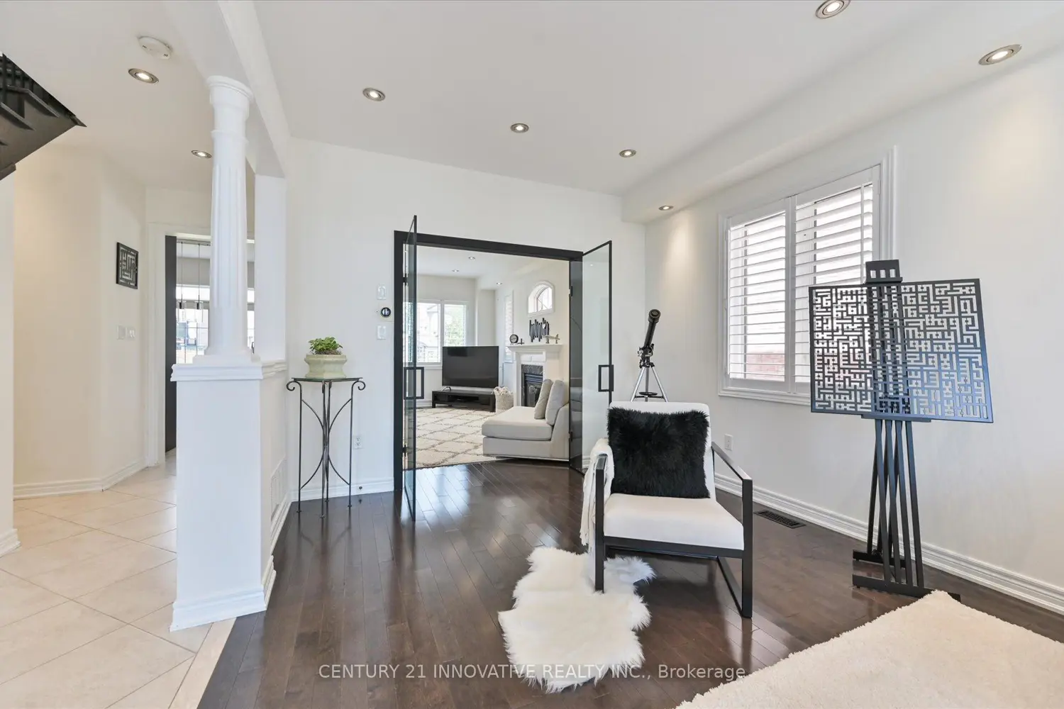 92 Riverwalk Drive