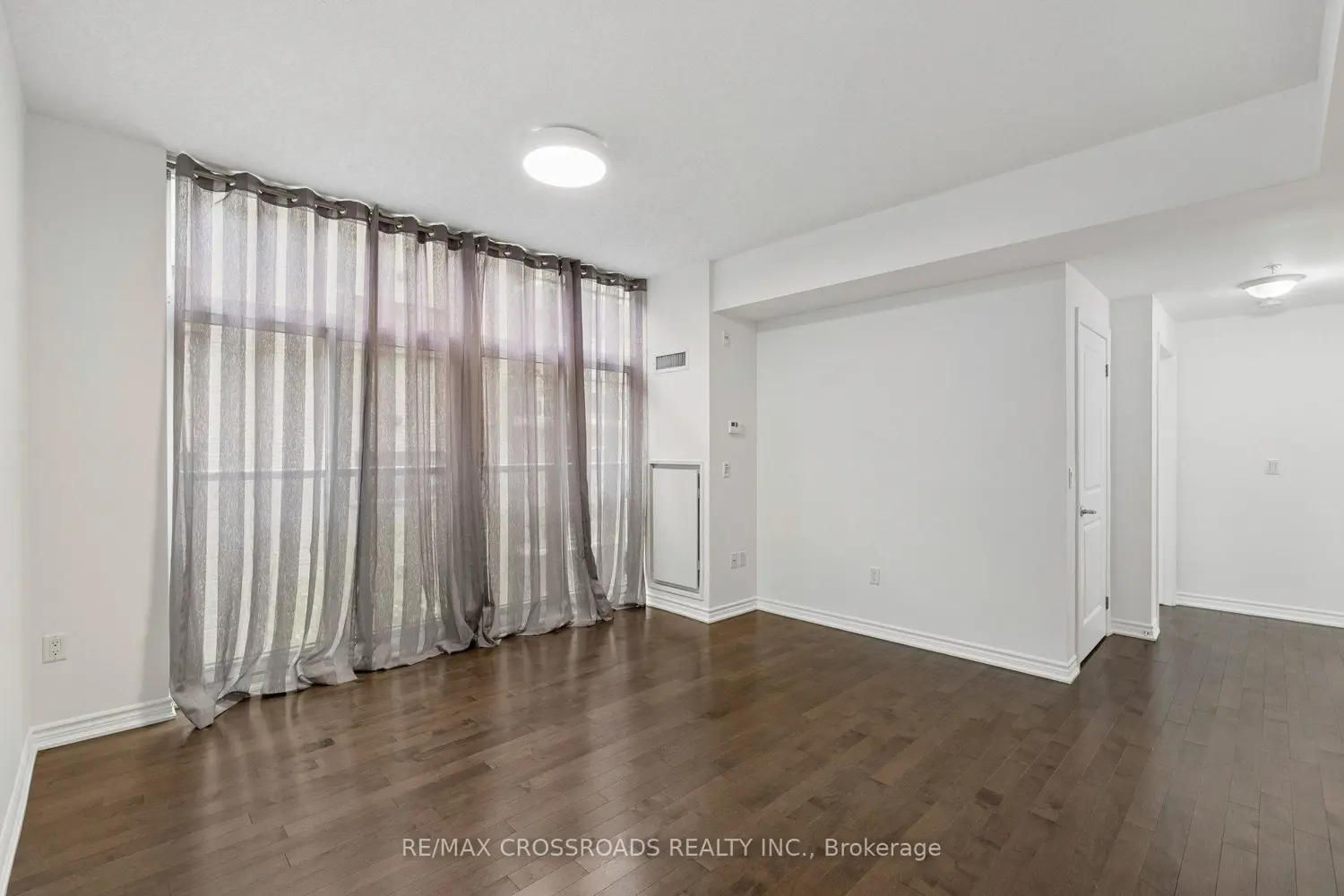 Additional image 4 of 427 Aberdeen Avenue 201