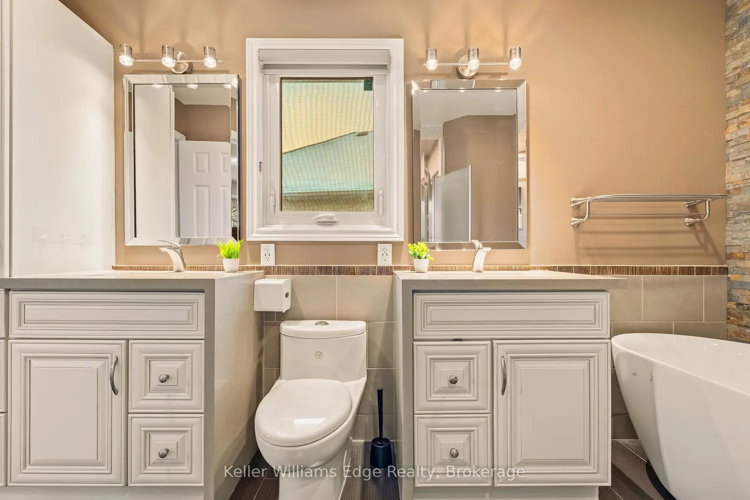 Additional image 10 of 6760 Dillingwood Drive