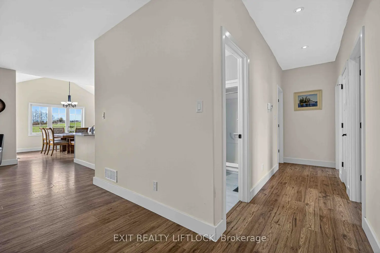 1479 Webster Road photo 3