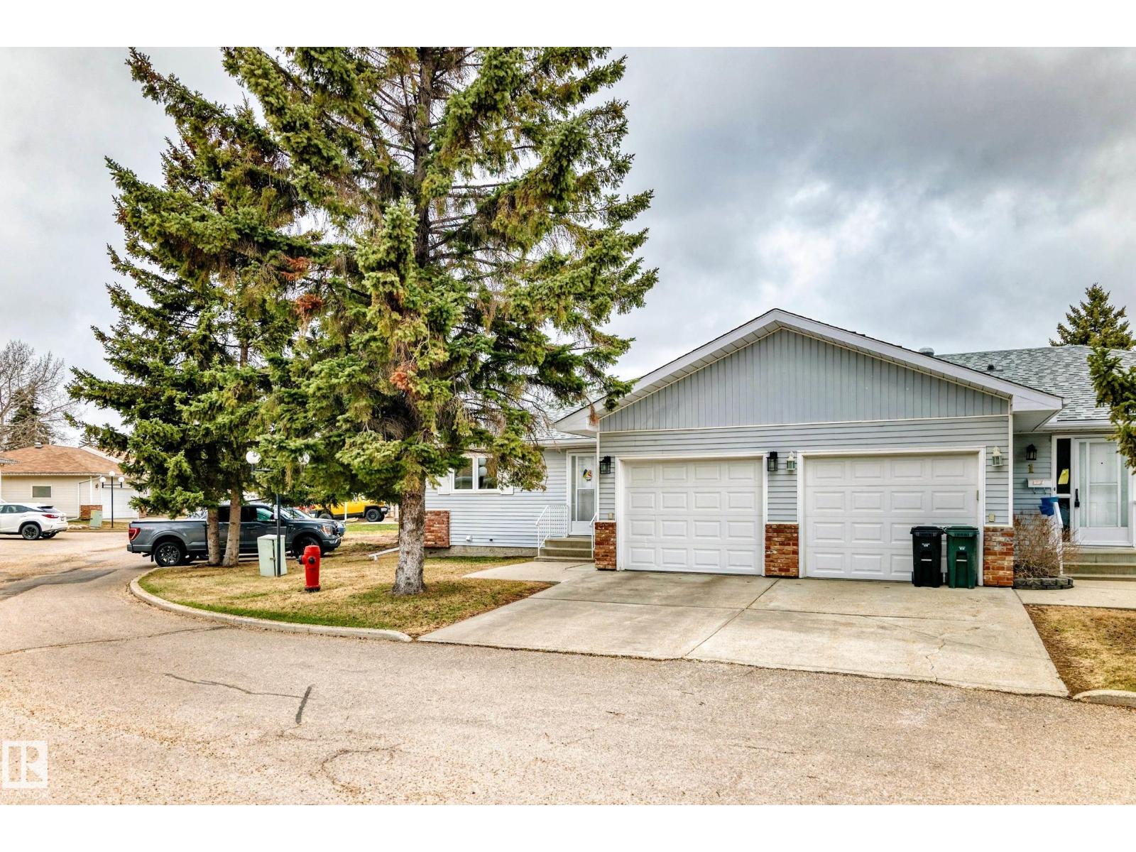 3-2 Georgian Way, Sherwood Park, AB, T8A5K2