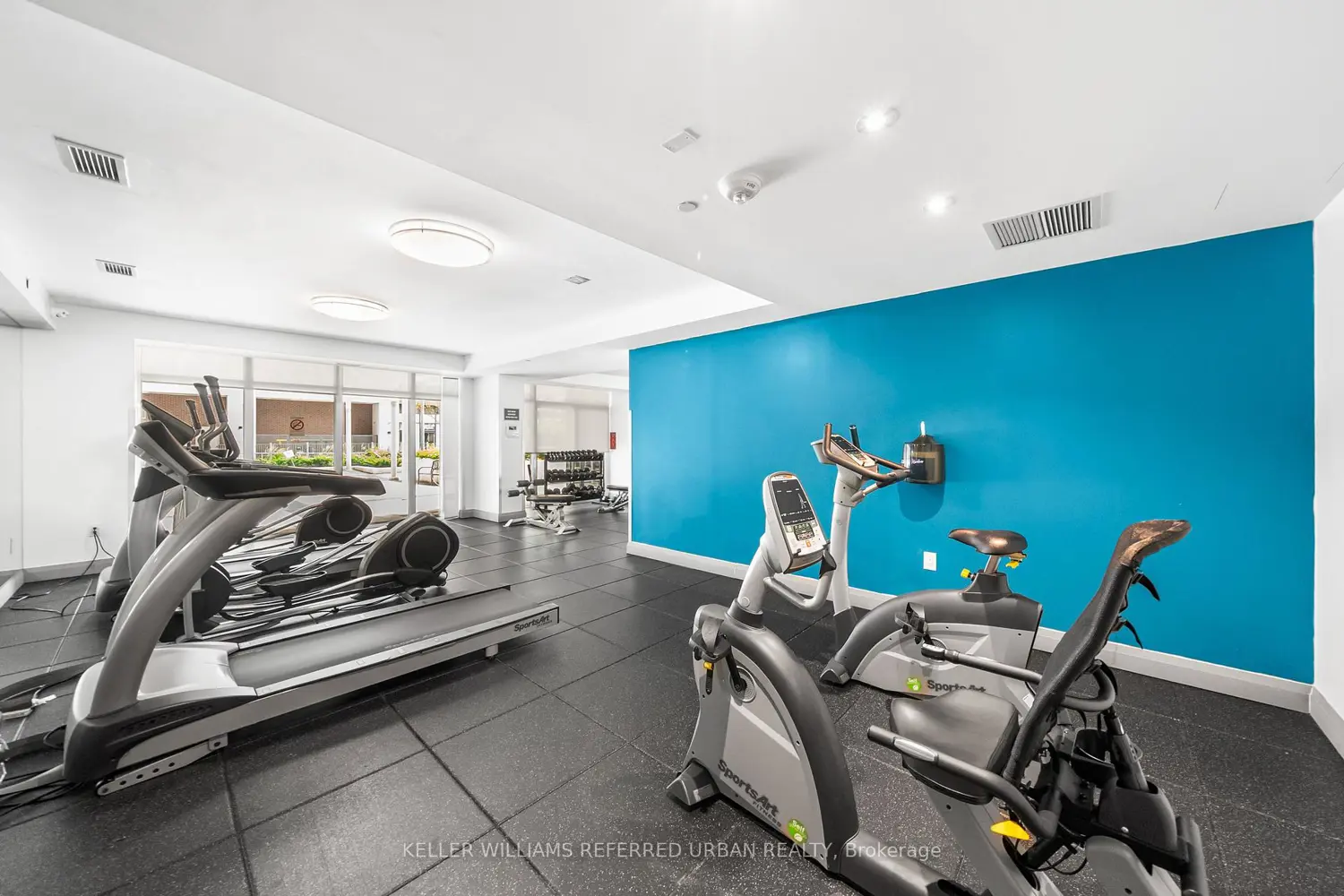 Additional image 10 of 400 Adelaide Street 1022