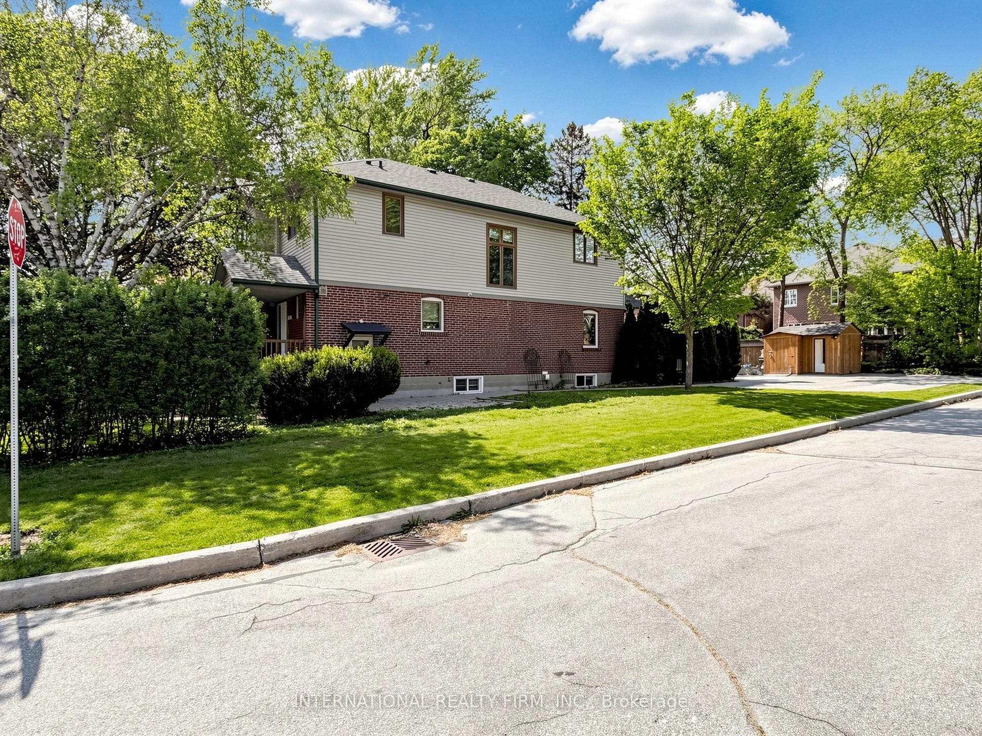 Additional image 2 of 200 Burndale Avenue, Toronto, ON, M2N 1T3