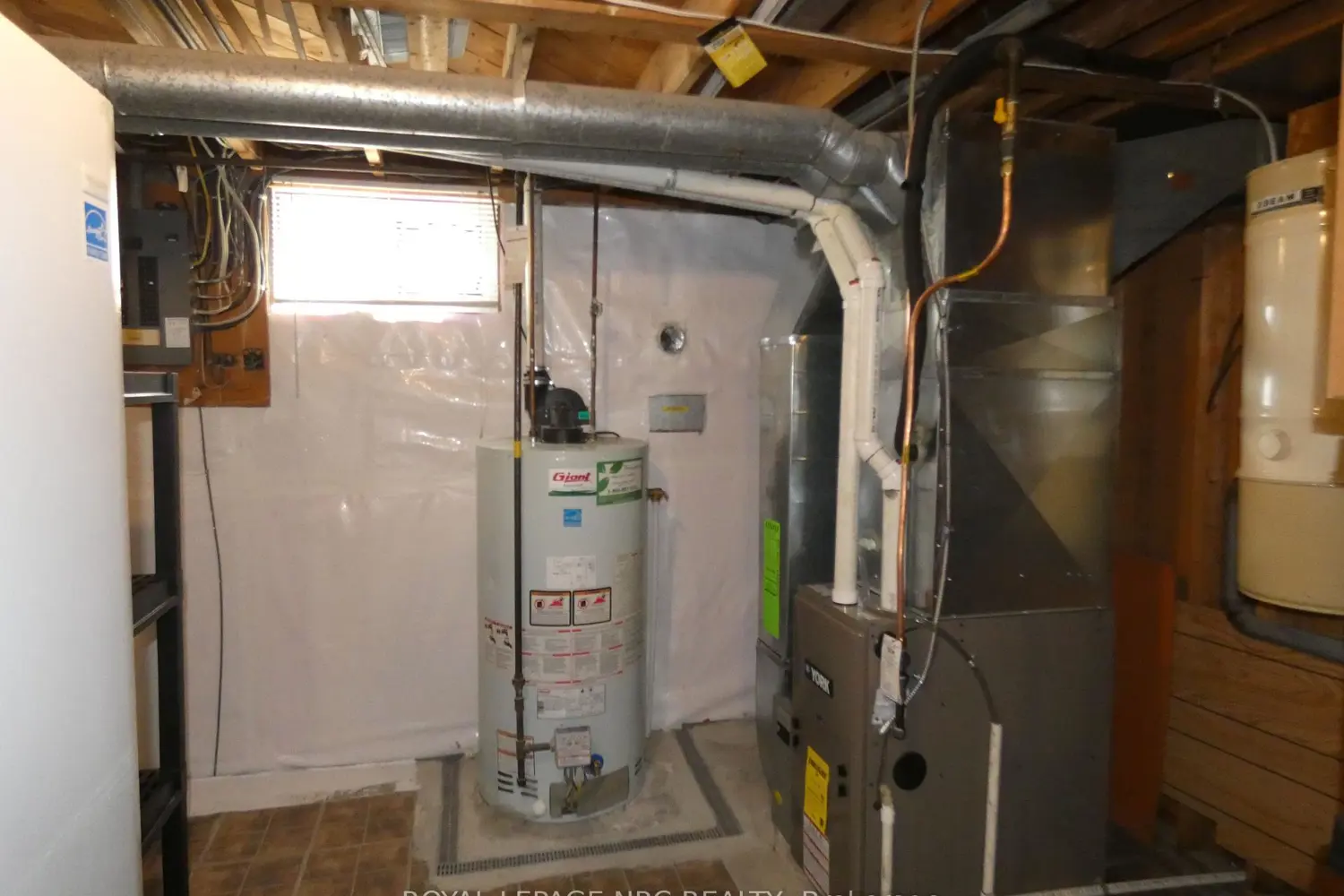 Additional image 17 of 2909 Henley Avenue