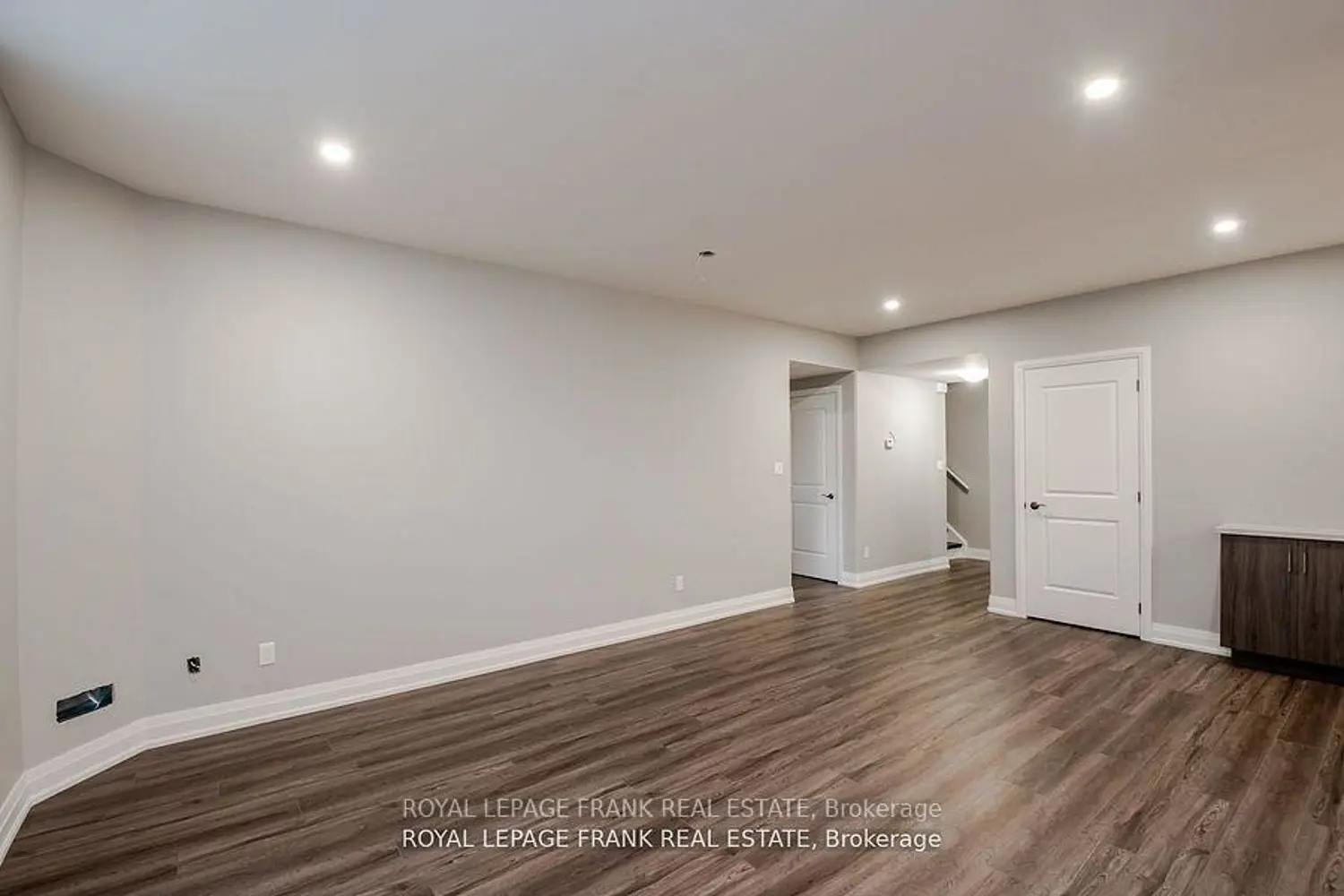 Additional image 3 of 16028 Simcoe Street